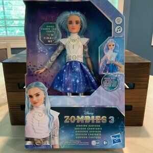 NWT Disney Zombies 3 Singing Addison Fashion Doll -- Light-Up & Singing Doll